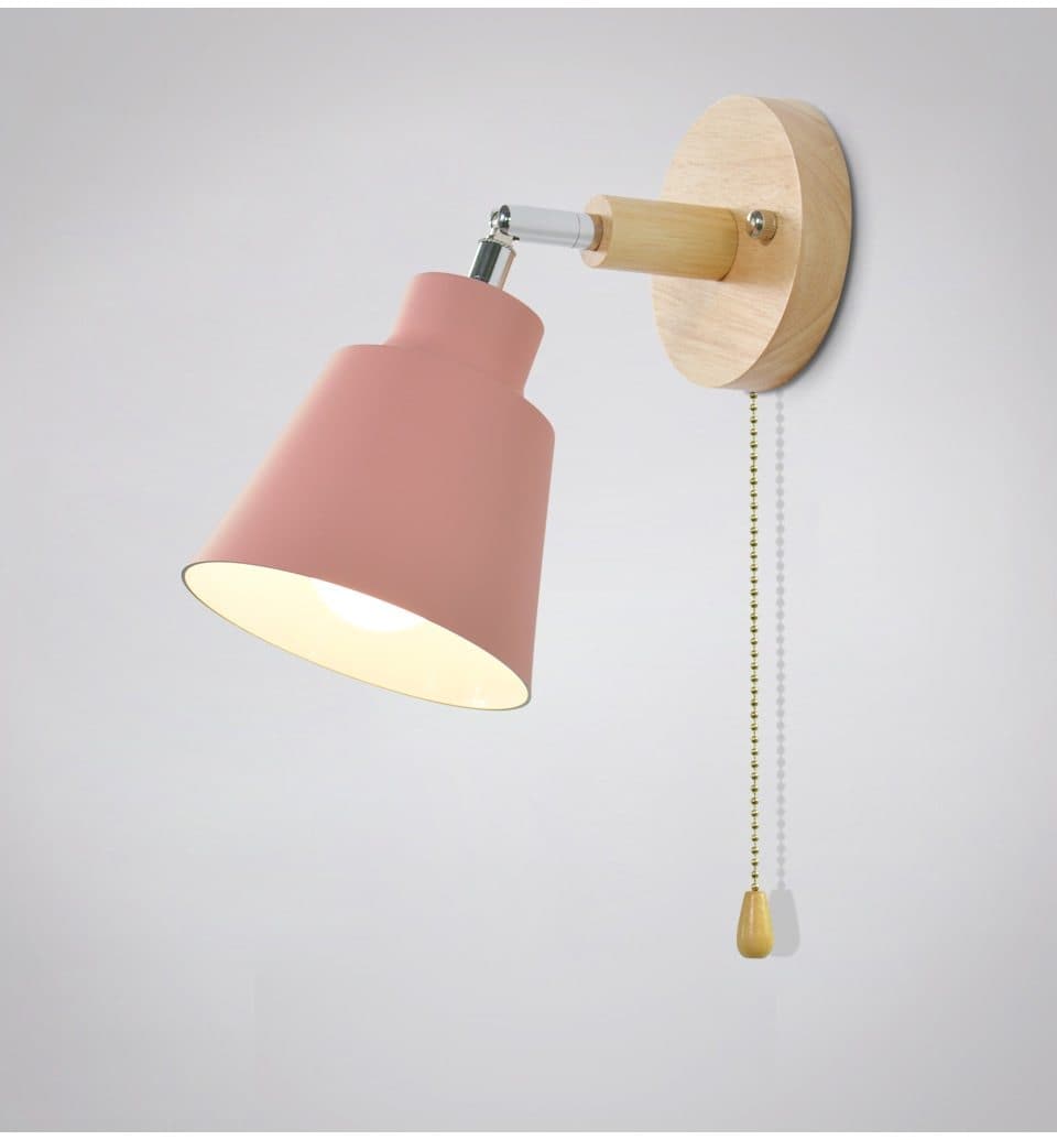 Adjustable Wall Lamp with Pull Chain Switch - Stylish Lighting for Any Space