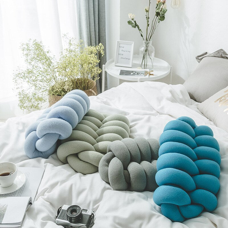 Taavita Handmade Knot Pillow