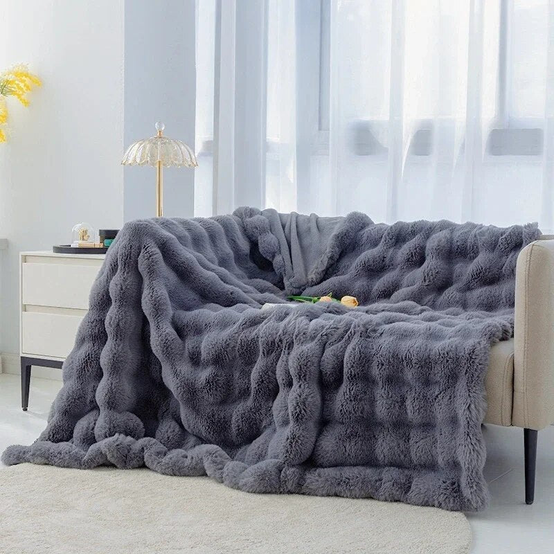 Taavita Ultra-Soft Plush Winter Blanket for Coziness