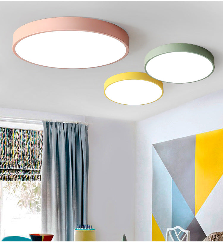 Taavita – Minimalistic Ceiling Lamp