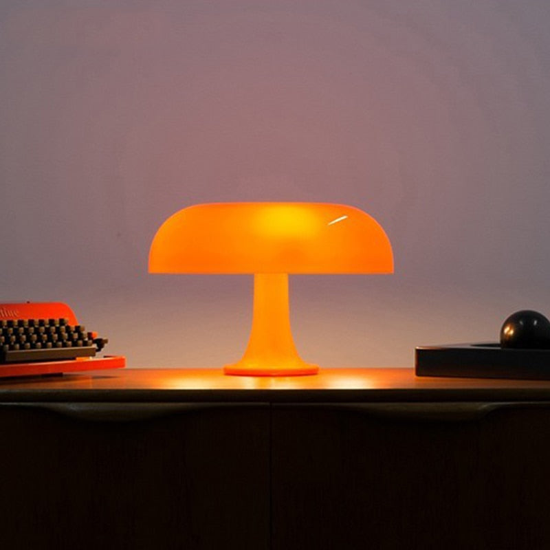 Taavita - Minimalistic Mushroom-Shaped Table Lamp